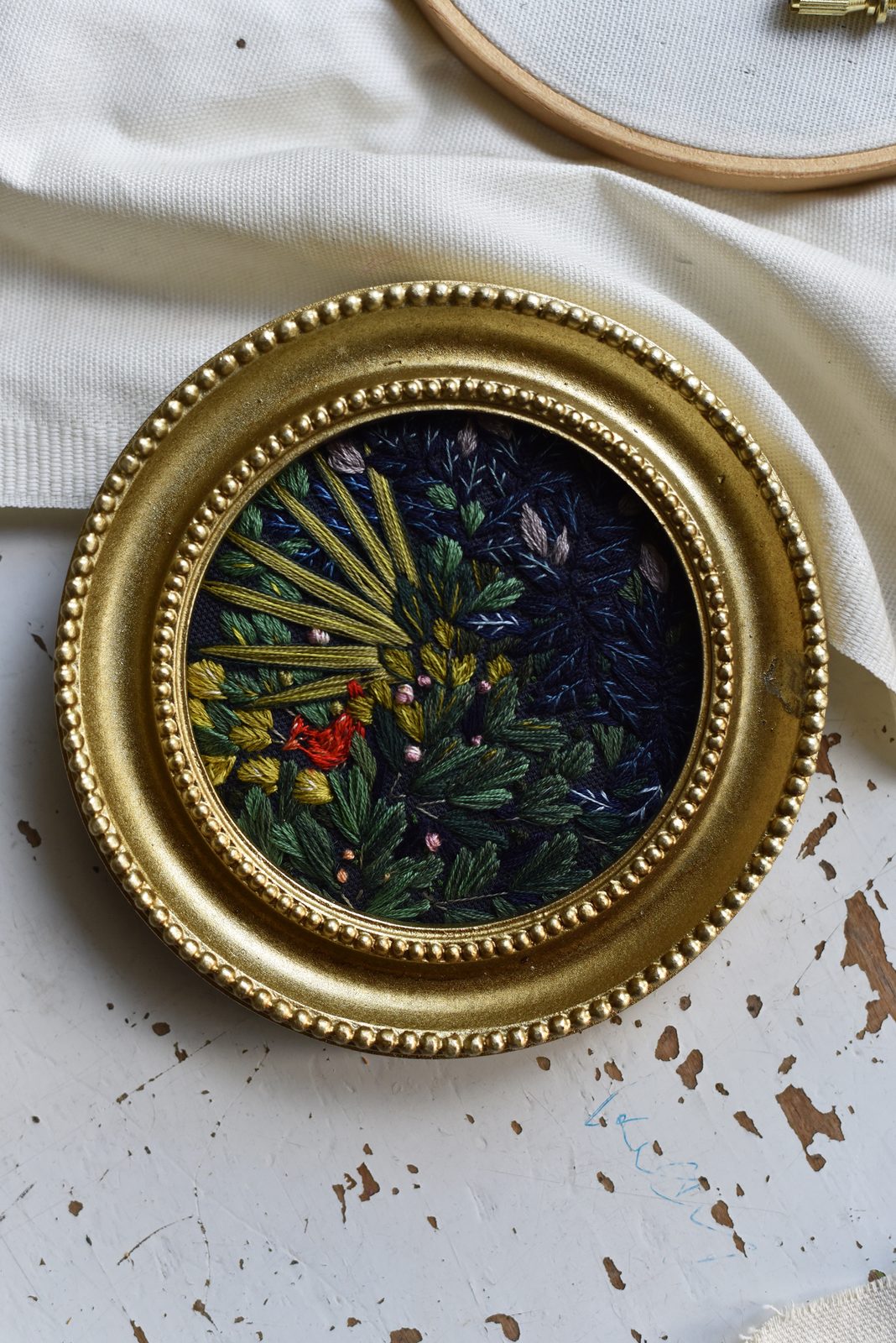 Red Robin — detail